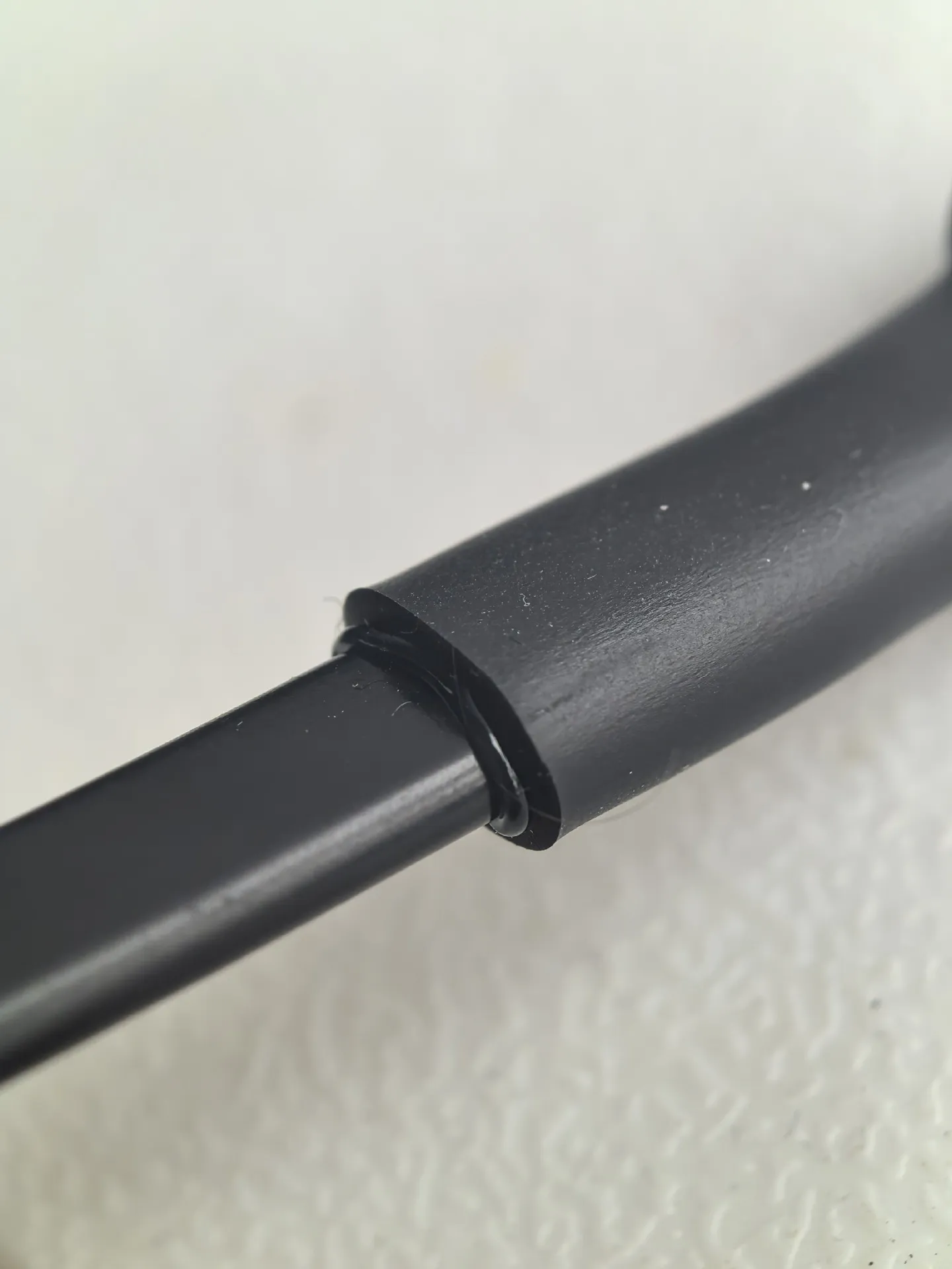 Adhesive lined heat shrink tubing